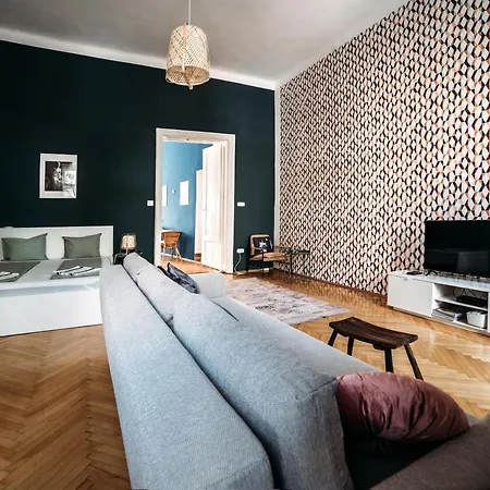 Appartamento Spacious Near Liget