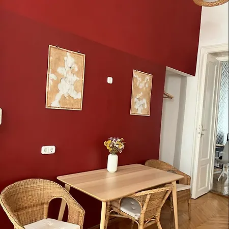 Spacious Near Liget * Budapeszt