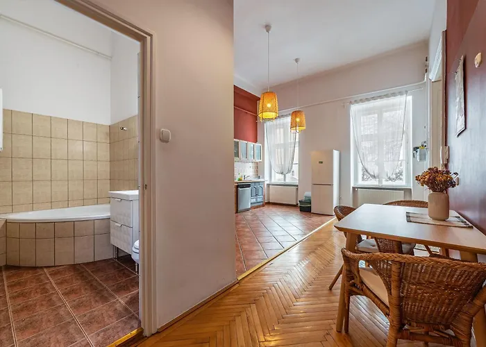 Spacious Near Liget *
